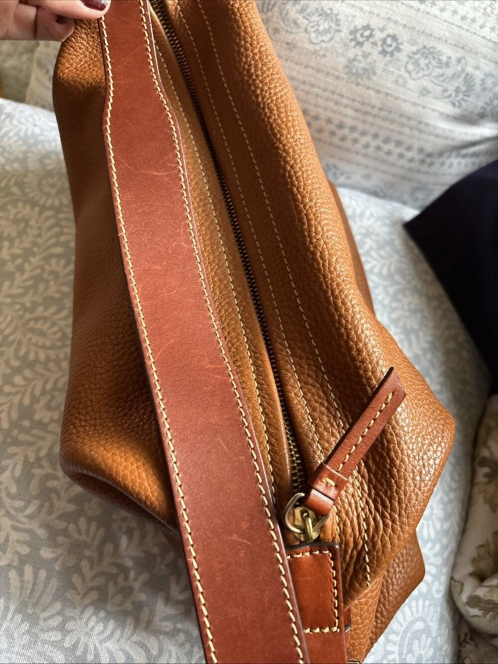 dooney and bourke X-Large Courtney Sac Pebble Grain Leather - Picture 7 of 9